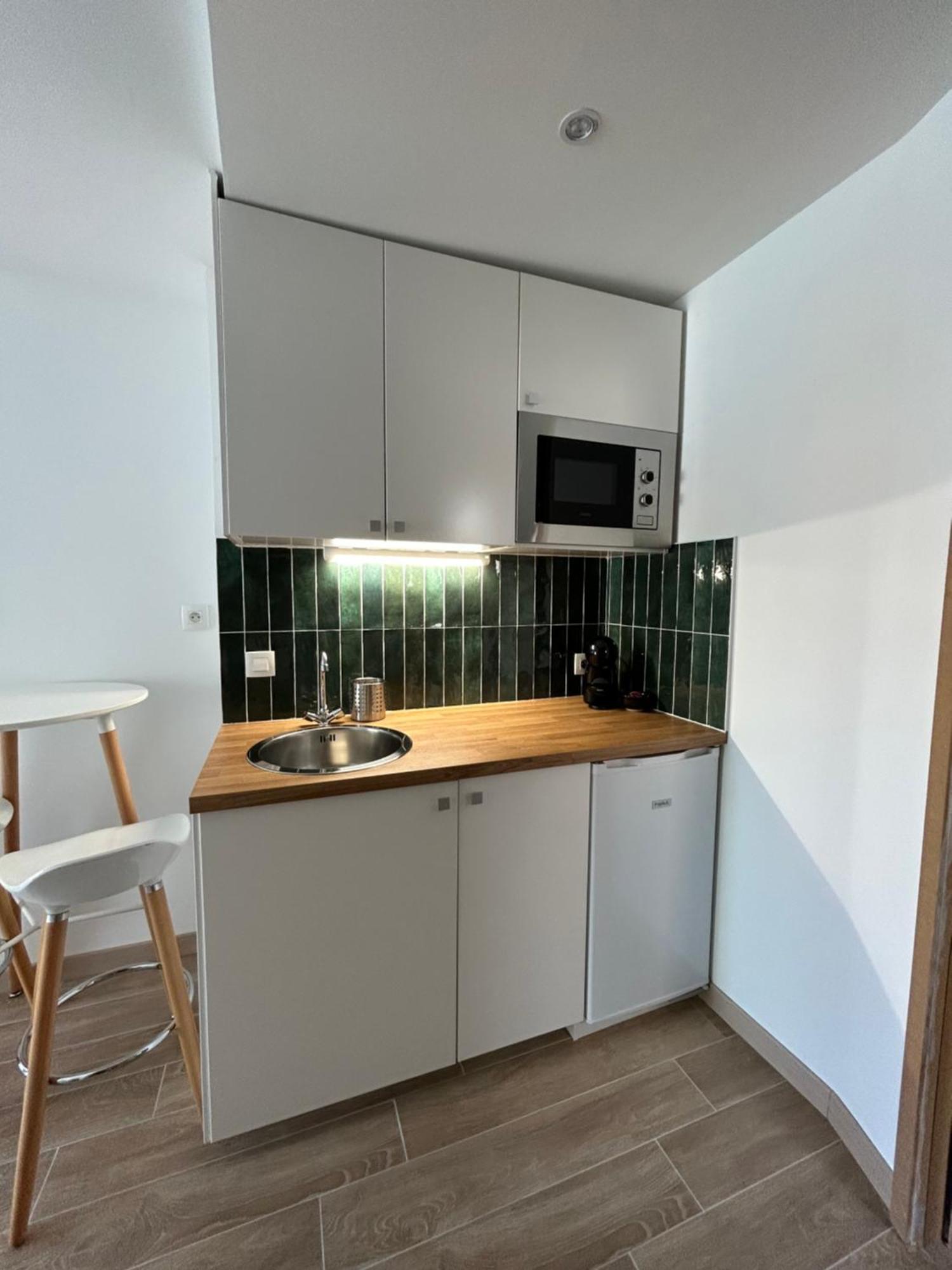 Studio Avec Piscine Carmaux Экстерьер фото